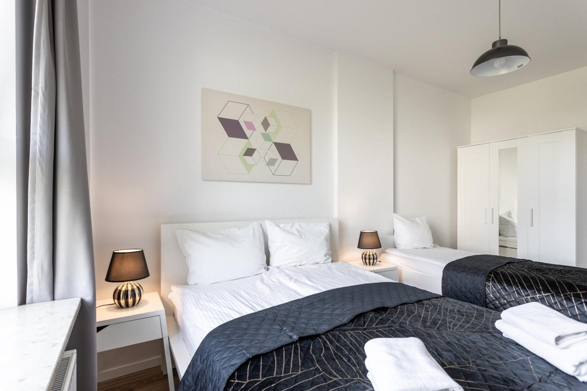 Urban Chic - Pereca - Rondo Onz - Luxury Warsaw Stays - 14 People Buitenkant foto