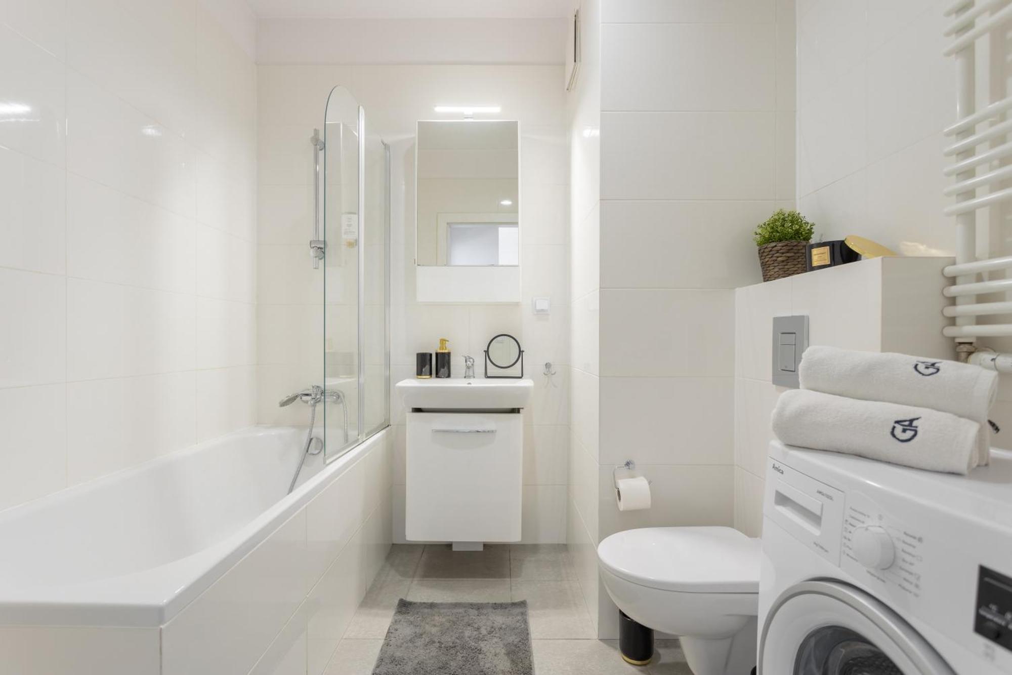 Urban Chic - Pereca - Rondo Onz - Luxury Warsaw Stays - 14 People Buitenkant foto