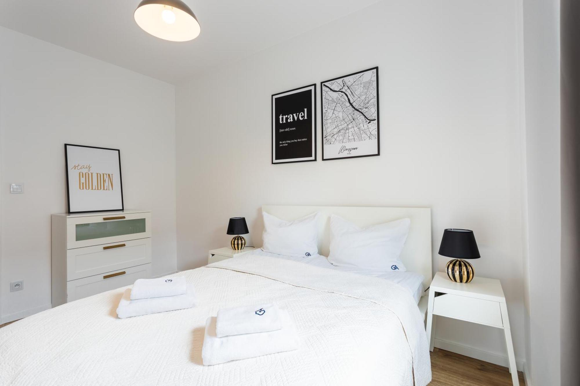 Urban Chic - Pereca - Rondo Onz - Luxury Warsaw Stays - 14 People Buitenkant foto